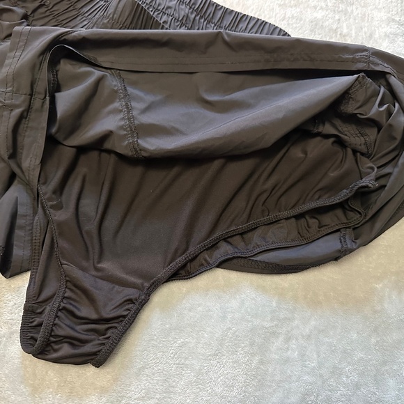 Free People Get Your Flirt On Black Athletic Shorts Activewear XL - Picture 7 of 10